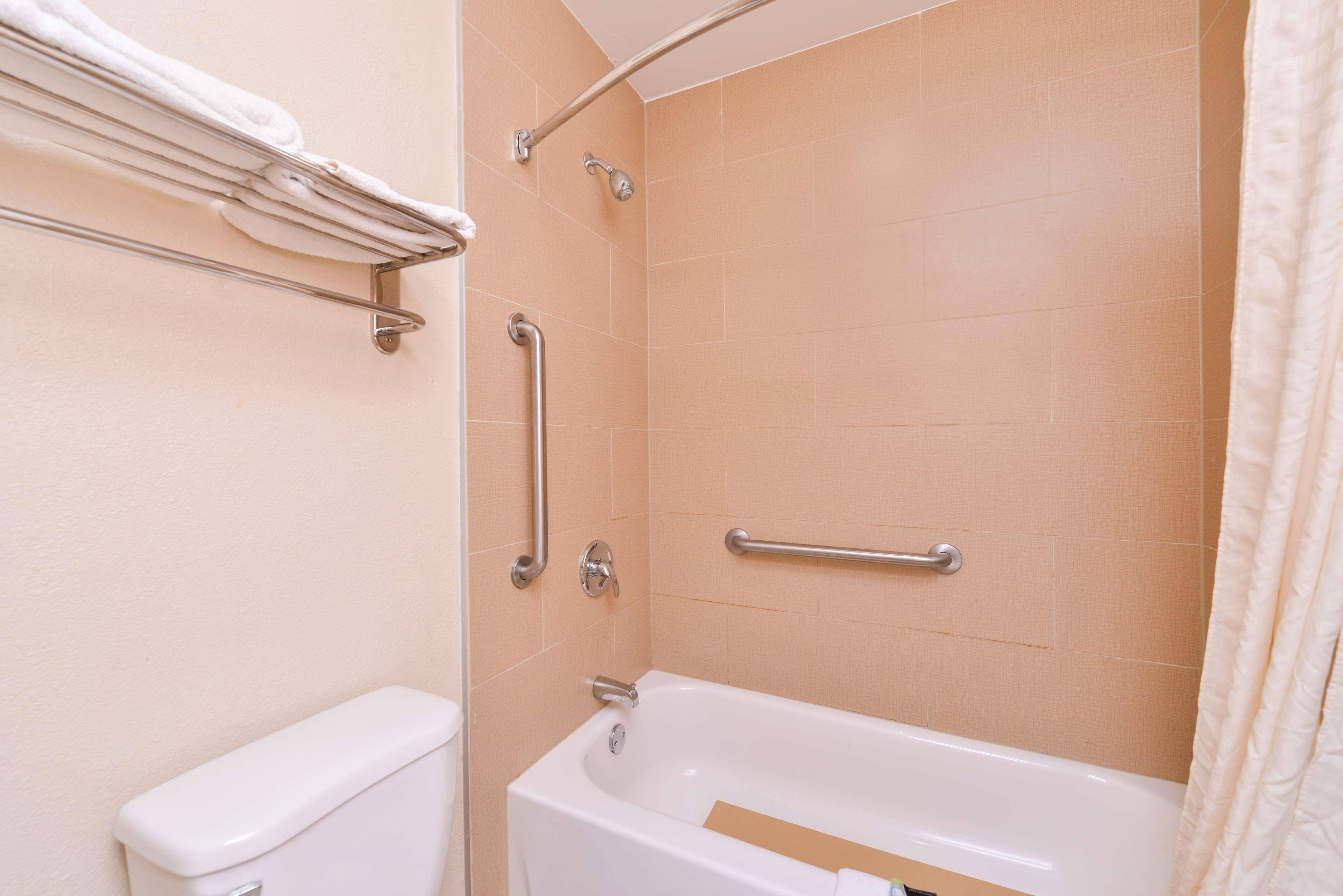 Americas Best Value Inn-Nashville/Airport South Exteriör bild