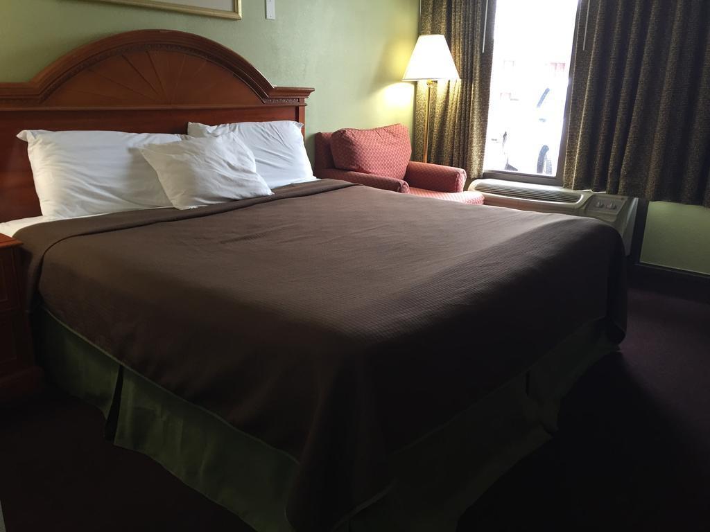 Americas Best Value Inn-Nashville/Airport South Exteriör bild