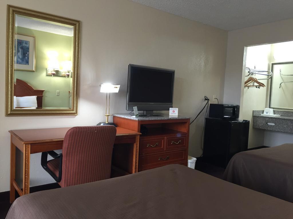 Americas Best Value Inn-Nashville/Airport South Exteriör bild