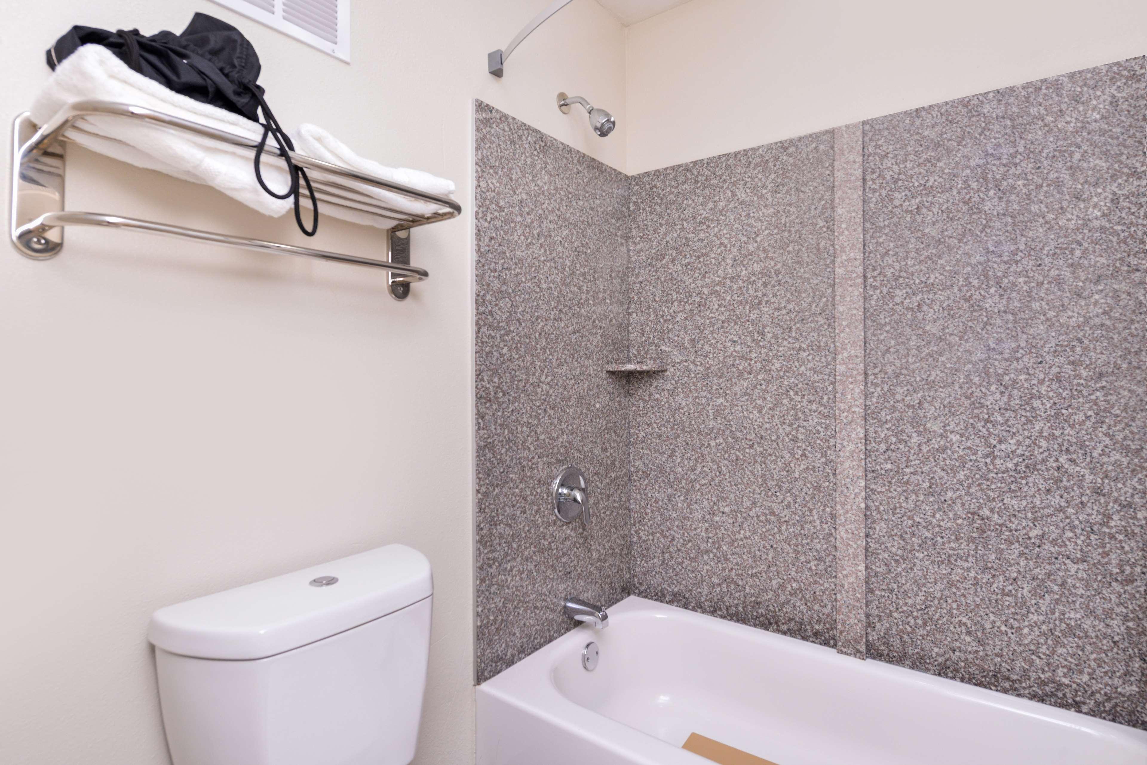Americas Best Value Inn-Nashville/Airport South Exteriör bild