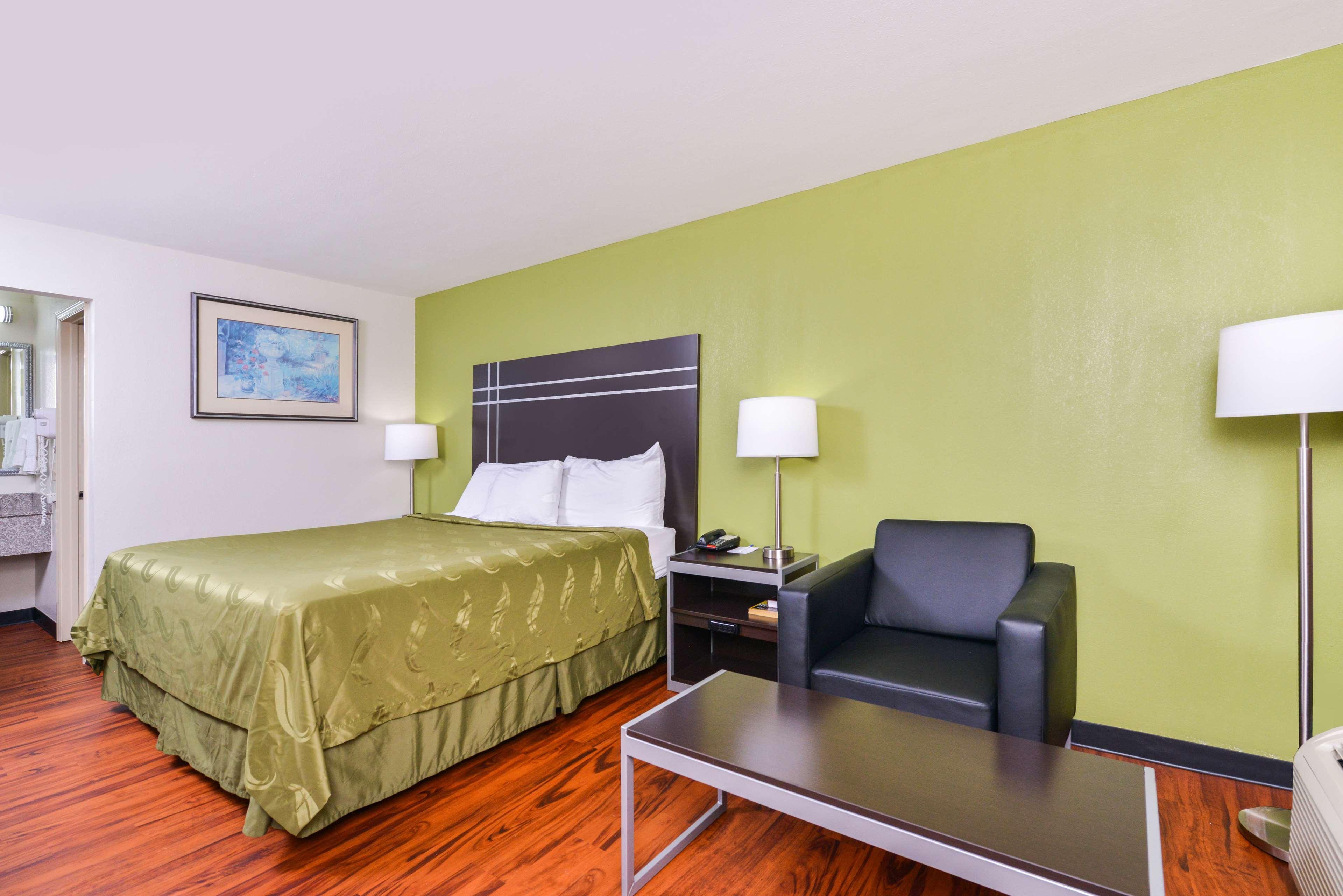 Americas Best Value Inn-Nashville/Airport South Exteriör bild