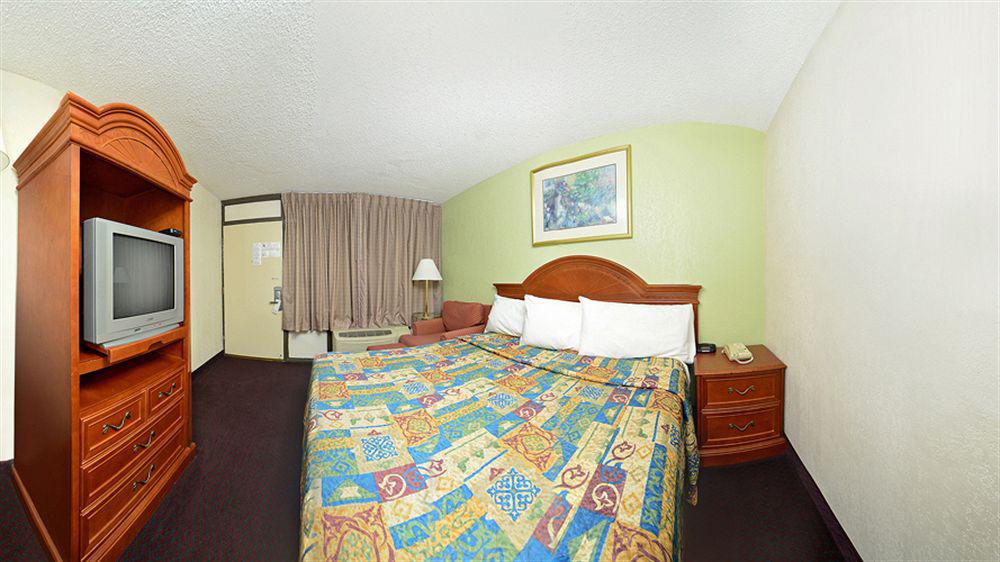 Americas Best Value Inn-Nashville/Airport South Exteriör bild